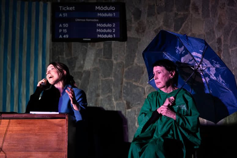 Escena de la obra de teatro empresarial El Espejo